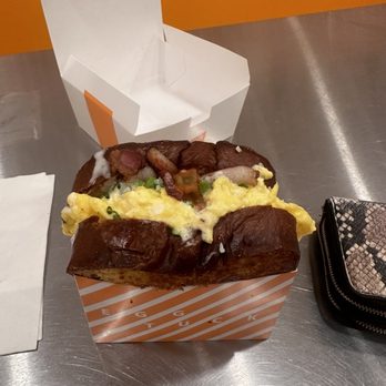 Egg Tuck - Breakfast & Brunch Near Me - Chicago, Illinois Egg Tuck - Breakfast & Brunch Near Me - Chicago, Illinois