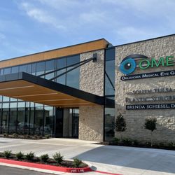 Oklahoma Medical Eye Group - Main Location at 224 S Gateway Pl Jenks OK 74037