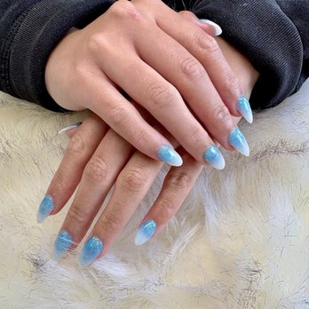 Tami's - Ombré dip set w/ almond tips - Nail Salons Near Me - Long Beach, California Tami's - Ombré dip set w/ almond tips - Nail Salons Near Me - Long Beach, California
