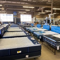 Grand Home Furnishings