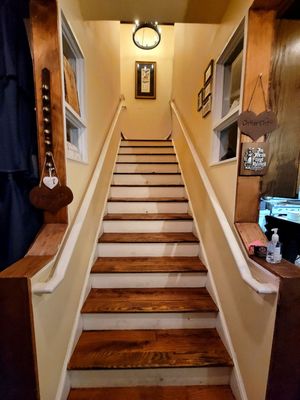 Old House Cosmopolitan by null