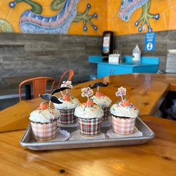 The Trendy Taco - Homemade Halloween cupcakes!!