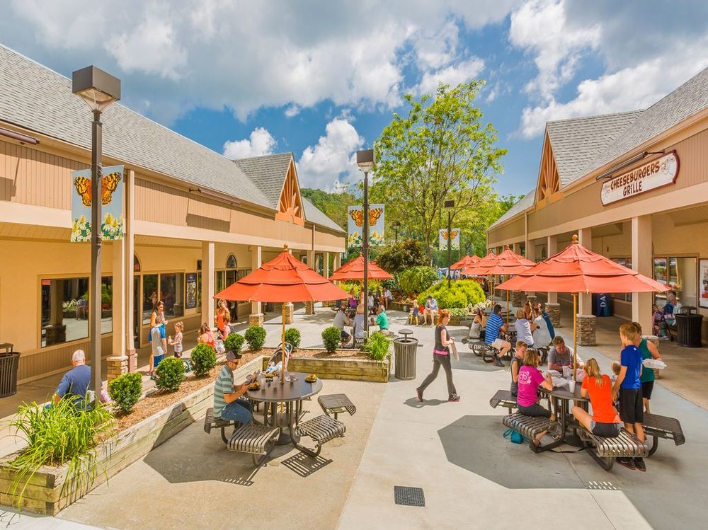 TANGER OUTLETS BLOWING ROCK CLOSED Updated August 2024 33 Photos