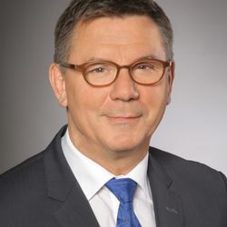 Dr. med. Adalbert Missalla