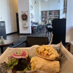 Bonnie & Clydes - Breakfast burrito