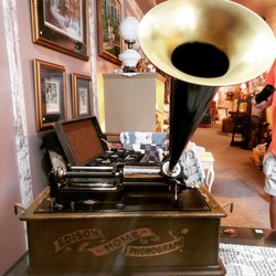 Robin's Loft Resale & Consignment