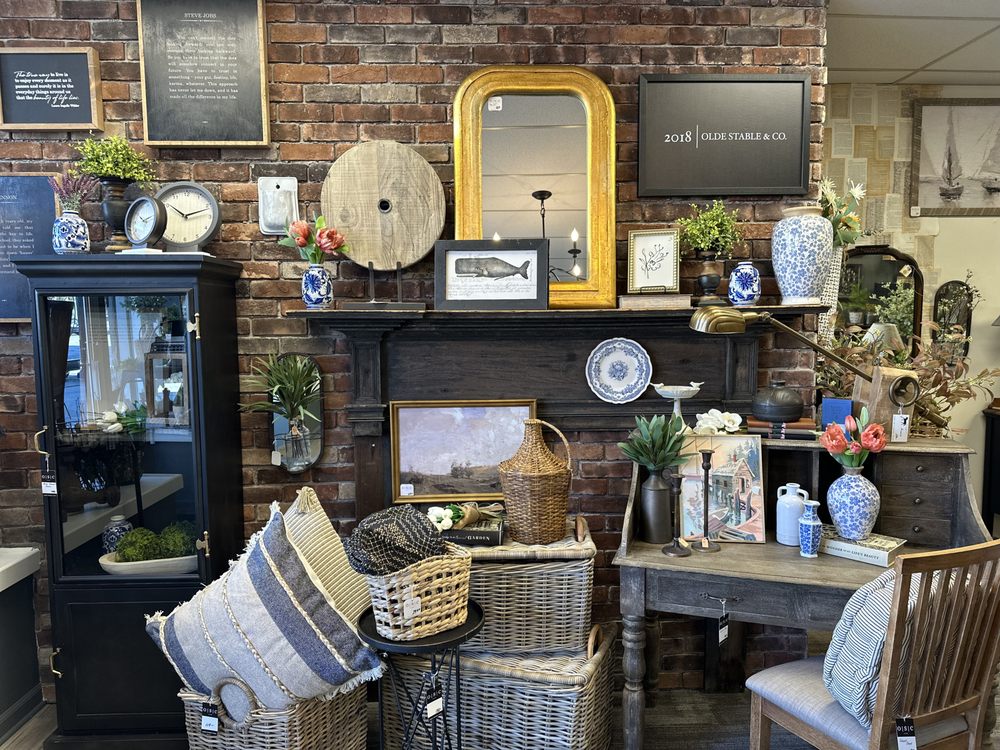 OLDE STABLE Updated September 2024 122 Louisiana Ave, Perrysburg