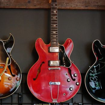Strum - Things to look at and to listen to - Guitar Stores Near Me - Portland, Oregon Strum - Things to look at and to listen to - Guitar Stores Near Me - Portland, Oregon
