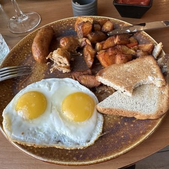 Cobre Kitchen + Cocktails - Big breakfast with gluten free toasts - New American Near Me - Scottsdale, Arizona Cobre Kitchen + Cocktails - Big breakfast with gluten free toasts - New American Near Me - Scottsdale, Arizona