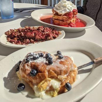 Ozzie's Steak & Eggs - Croissant French toast special, corned beef hash, and stuffed strawberry French toast - New American Near Me - Hinsdale, Massachusetts