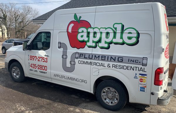 Apple Plumbing Logo
