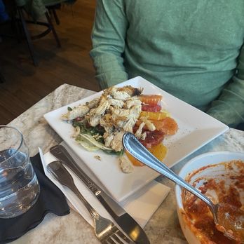 Molinari's - Citrus Salad with Chicken - Pizza Near Me - Dorchester, Massachusetts