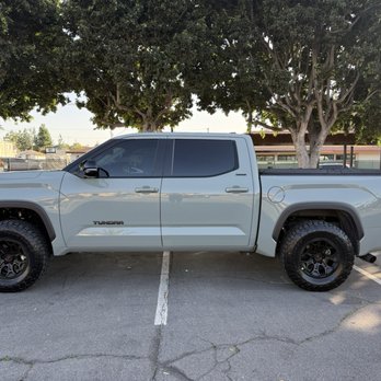 Salinas Tires & Wheels - Icon 3.5 and 295/70/18s - Tires Near Me - La Habra, California