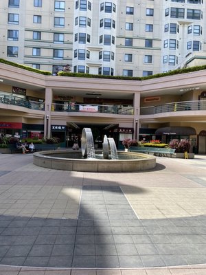 Pacific Renaissance Plaza by null