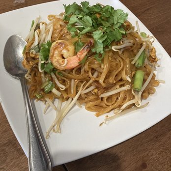 Muay Thai Kitchen - Pad Thai with shrimp - Thai Near Me - San Marcos, California Muay Thai Kitchen - Pad Thai with shrimp - Thai Near Me - San Marcos, California