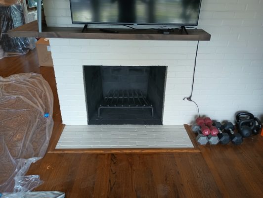 Fire Place Painting - This partial remodel was done at the beginning of the month for a customer that needed ideas on how to freshen things up on the interior of her home. So my team and I came in with simple solutions that were cost effective and easy to achieve. Fire Place Painting - This partial remodel was done at the beginning of the month for a customer that needed ideas on how to freshen things up on the interior of her home. So my team and I came in with simple solutions that were cost effective and easy to achieve.
