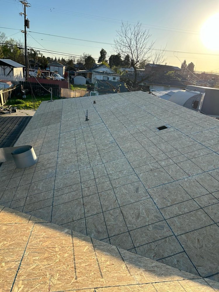 Slide of TAAG Roofing