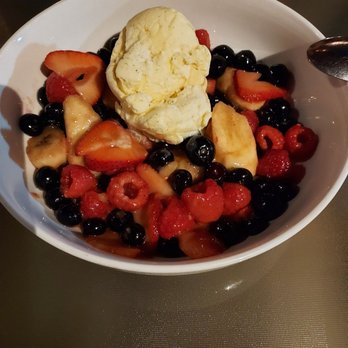 Mu - Fruit flambe - Thai Near Me - Redlands, California Mu - Fruit flambe - Thai Near Me - Redlands, California