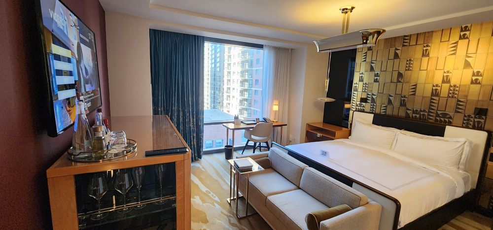 Viceroy Chicago