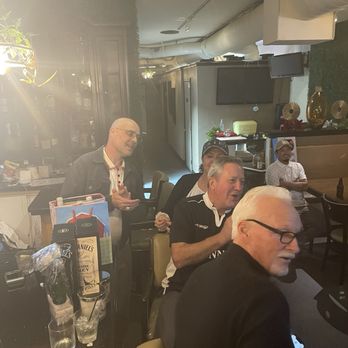 Fusion Restaurant & Bar - The Booth brothers and guests from New Zealand and Australia - Vietnamese Near Me - Riverside, California
