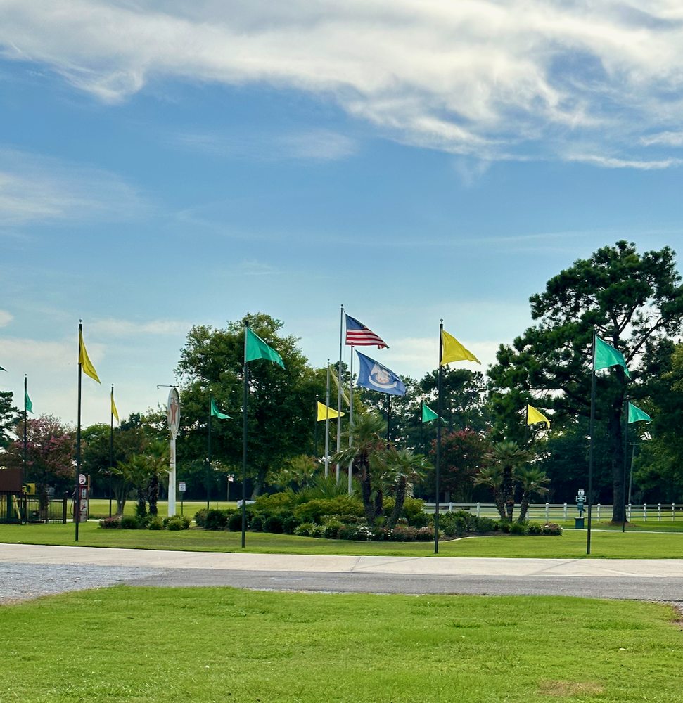 GATOR GROUNDS RV RESORT Updated June 2024 11 Photos 200 Golf