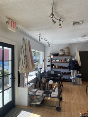 Design Menagerie by null