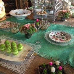 Extra Oomph - Set the table, please!