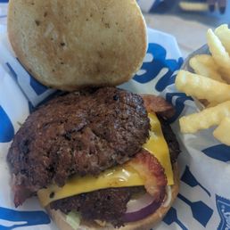 Culver 's Bacon Deluxe