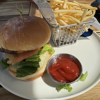 Numero Uno Beach House - Beyond Burger - Caribbean Near Me - San Juan, Puerto Rico Numero Uno Beach House - Beyond Burger - Caribbean Near Me - San Juan, Puerto Rico