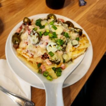 Broken Yolk Cafe - Meatlovers skillet - Breakfast & Brunch Near Me - Costa Mesa, California