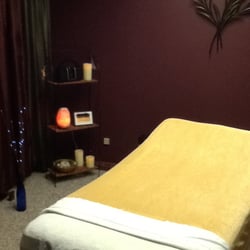 Out of My Senses Massage Therapy - Massage room