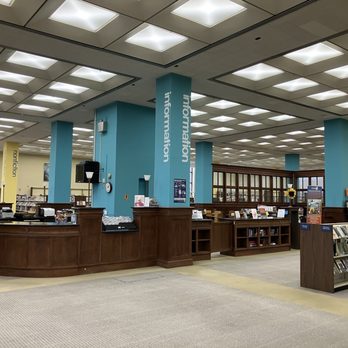 Richmond Public Library Main - Libraries Near Me - Richmond, Virginia