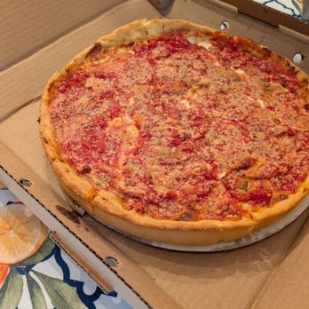 Lou Malnati's Pizzeria - Deep dish pizza to go. - Pizza Near Me - Evanston, Illinois Lou Malnati's Pizzeria - Deep dish pizza to go. - Pizza Near Me - Evanston, Illinois