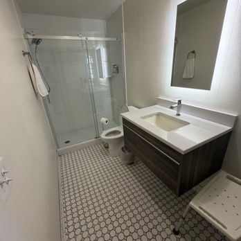 Hotel On Monroe - Hotels & Travel Near Me - Rochester, New York Hotel On Monroe - Hotels & Travel Near Me - Rochester, New York