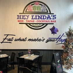Hey Linda’s - Entrance