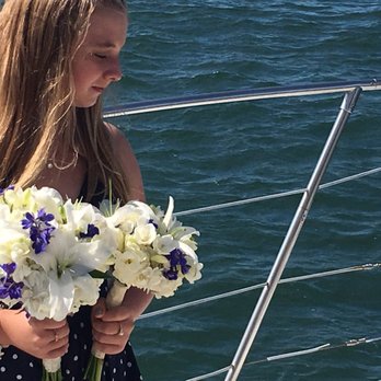 Merci Bouquet - Beautiful flowers. Use Merci Bouquet for all of your floral needs in Costa Mesa/ Newport Beach - Florists Near Me