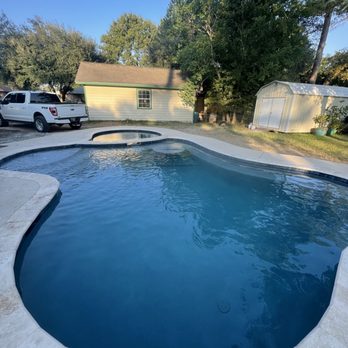 Houston Pool Cleaning - Pool Cleaners Near Me Houston Pool Cleaning - Pool Cleaners Near Me