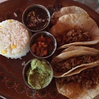 Harvey's - a plate of tacos, rice and guacamole - Burgers Near Me - Sherbrooke, Quebec Harvey's - a plate of tacos, rice and guacamole - Burgers Near Me - Sherbrooke, Quebec