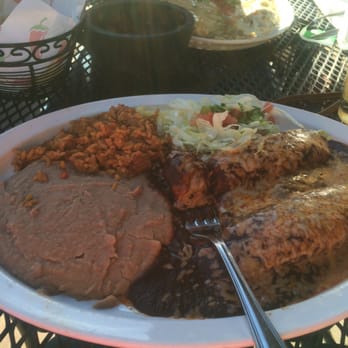 Poco & Moms - American Near Me - Tucson, Arizona
