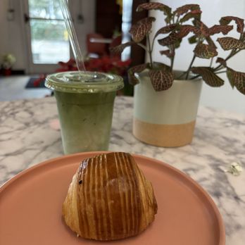 Love Croissants - mini pain au chocolat ($3.50) and iced matcha latte with vanilla ($6) - Bakeries Near Me - Houston, Texas