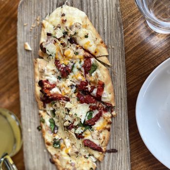 STIRR - chicken Alfredo flat bread - Cocktail Bars Near Me - Dallas, Texas