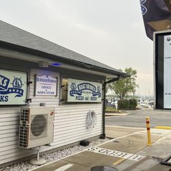 Boat Drinks - Outside bike - walkway entrance to location