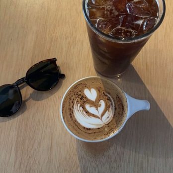 Breaking Wave Coffee - Vanilla cappuccino, iced vanilla americano - Coffee & Tea Near Me - Sarasota, Florida