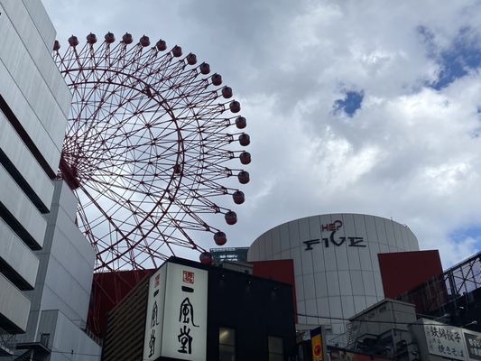 Hep Five Ferris wheel by null