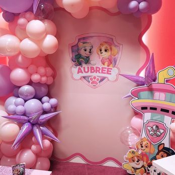 Enchanted Wonderland - Balloon set up - Playgrounds Near Me - Santa Clarita, California