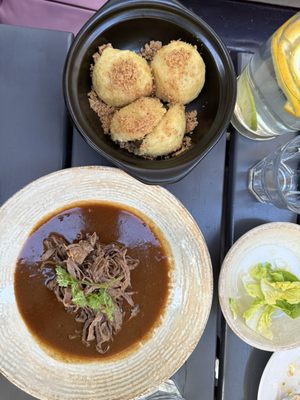 Vinohradský Parlament Restaurant by null