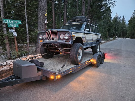 20’ Car Trailer - 2024 Lamar 20’ Car trailer with a dove tail 7000lb capacity
Has a 8000lb winch, and rigging to pull your vehicle on and off the trailer
Requires a ½ ton truck or bigger with electric trailer brakes
7 pin RV electrical wiring
2 inch ball
Deck size 83in wide between wheel well, Wood deck Front to Dove Tail 17’10”, Dove Tail 27in
Spot lights, can light up the deck
Plenty of Tie down options available come with the rental! Wheel Straps, Axle Straps, Hook Straps, Chains and Binders are available
Pervious renters and myself have hauled, Muscle Cars, Full size Trucks, Jeeps, New Cars, Steel Pipe, Steel Pallet Racks, Farm Tractor, 5x8 Trailer and car on dolly frame 20’ Car Trailer - 2024 Lamar 20’ Car trailer with a dove tail 7000lb capacity
Has a 8000lb winch, and rigging to pull your vehicle on and off the trailer
Requires a ½ ton truck or bigger with electric trailer brakes
7 pin RV electrical wiring
2 inch ball
Deck size 83in wide between wheel well, Wood deck Front to Dove Tail 17’10”, Dove Tail 27in
Spot lights, can light up the deck
Plenty of Tie down options available come with the rental! Wheel Straps, Axle Straps, Hook Straps, Chains and Binders are available
Pervious renters and myself have hauled, Muscle Cars, Full size Trucks, Jeeps, New Cars, Steel Pipe, Steel Pallet Racks, Farm Tractor, 5x8 Trailer and car on dolly frame
