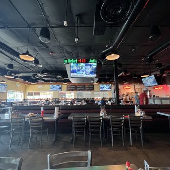 Phil's BBQ - Inside - Barbeque Near Me - Temecula, California Phil's BBQ - Inside - Barbeque Near Me - Temecula, California