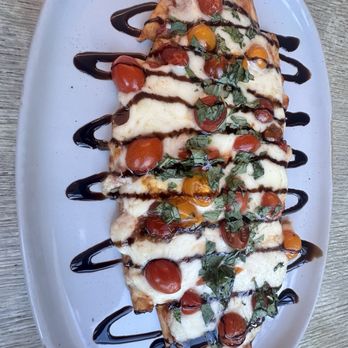The Landing RoofTop - Flat bread - Comfort Food Near Me - Melbourne, Florida