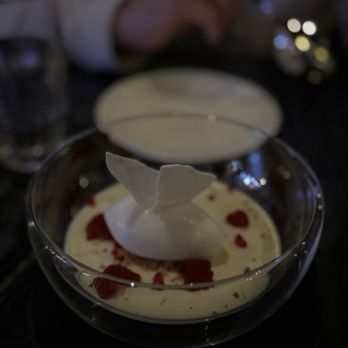 Mott 32 - White chocolate panna cotta - Chinese Near Me - Las Vegas, Nevada Mott 32 - White chocolate panna cotta - Chinese Near Me - Las Vegas, Nevada